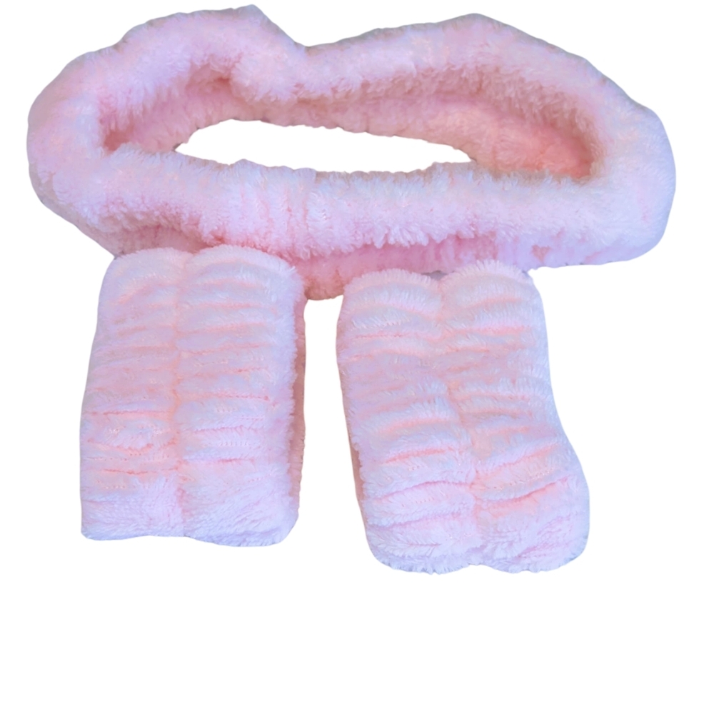Pink Spa & Makeup Applicator Set - 18 Piece Essential Beauty Kit - Picture 4 of 9